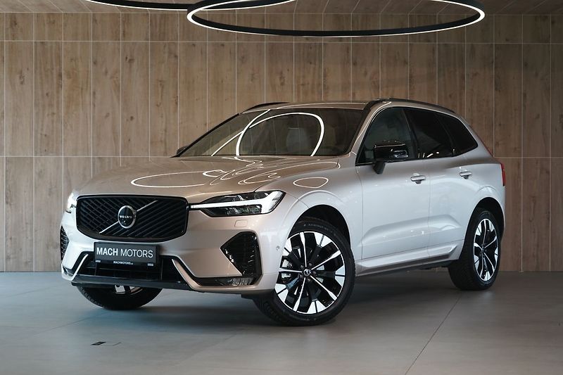 Volvo XC60 B5 PLUS Dark, Harman, 360° - fotka 1 z 42