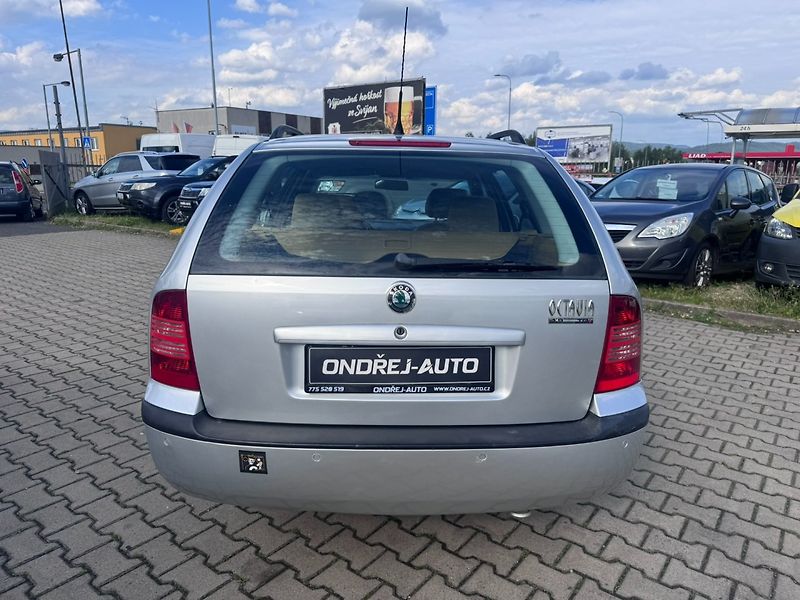 Škoda Octavia (2004) 1,9 TDI 81 KW ELEGANCE TAŽNÉ - fotka 4 z 42