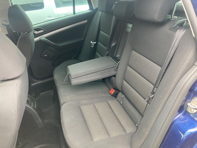 Škoda Octavia (2011) 2.0 TDi Scout Webasto - fotka 16 z 22