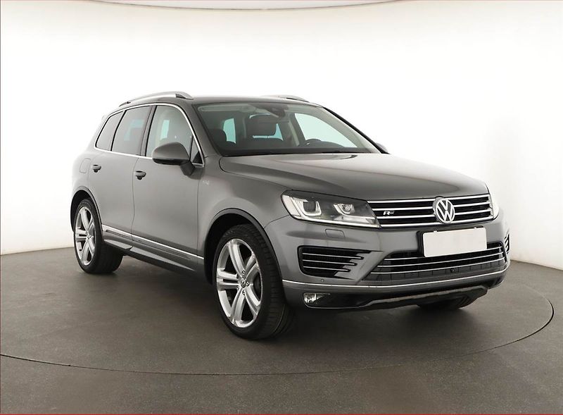 Volkswagen Touareg (2016) R-Line 3.0 TDI, 4X4, Automat - fotografie inzerátu