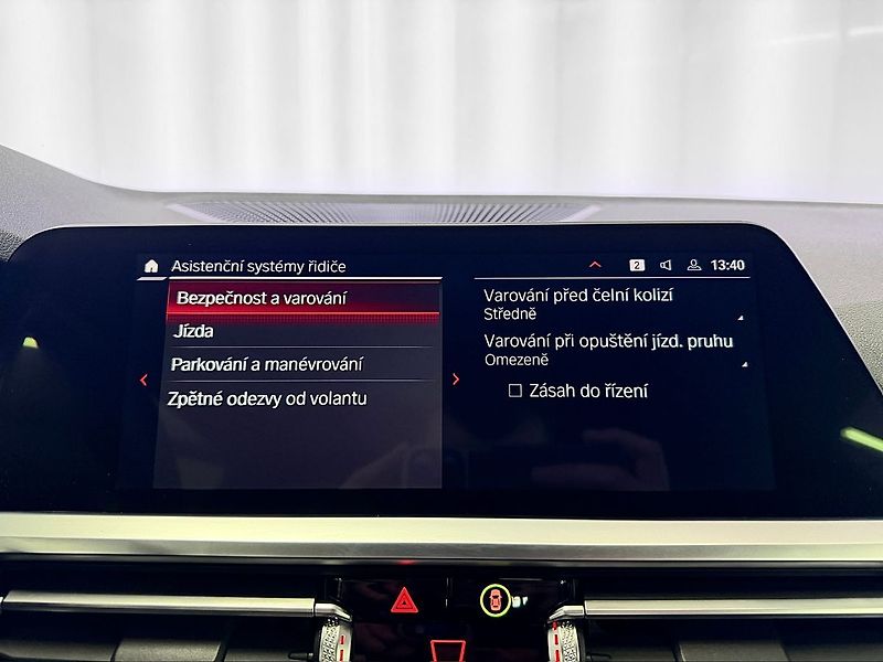BMW M4 xDrive COMPETITION, H/K, ADAPT - fotka 18 z 28