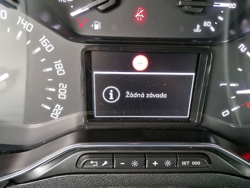 Citroën Berlingo (2021) XL 1.5 BlueHdi Shine Navi - fotka 23 z 32