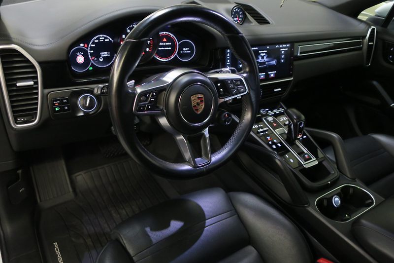 Porsche Cayenne (2019) Coupe 3.0 V6 Tiptronic Vzduch - fotka 15 z 45