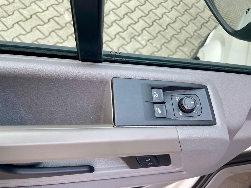 Volkswagen Grand California (2021) Crafter 2,0TDi 130kW AT - fotka 18 z 24