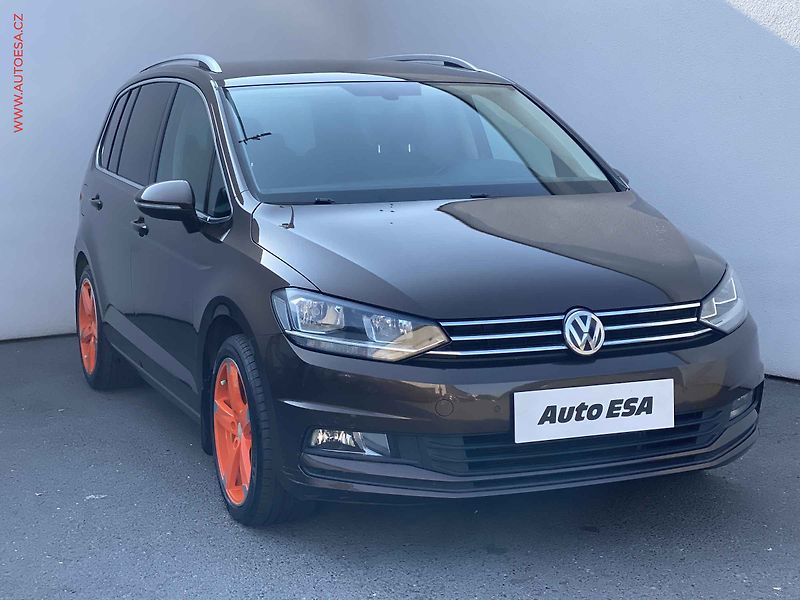 Volkswagen Touran (2016) 1.6 TDi, ČR, AC, tempo - fotografie inzerátu