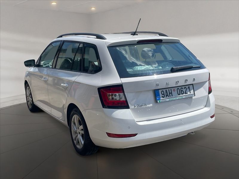 Škoda Fabia 1,0 TSI 70 Ambition 5d - fotka 4 z 11