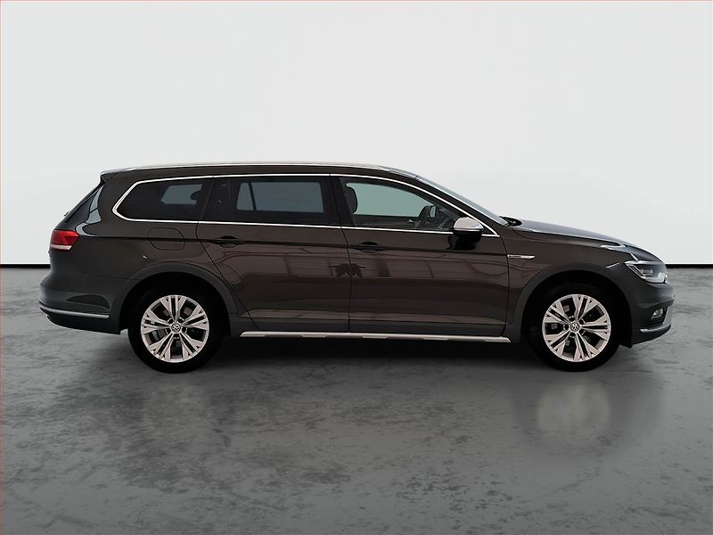 Volkswagen Passat (2017) Alltrack 2.0 TDI, 4X4 - fotka 6 z 21