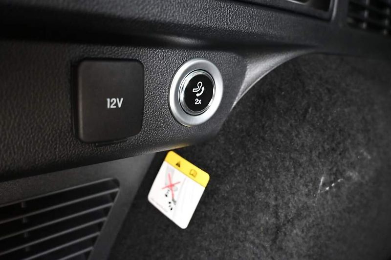 Ford Kuga (2021) 2.5 VIGNALE VIRTUAL LED ACC BO - fotka 31 z 48