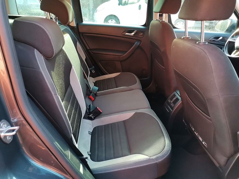 Škoda Yeti (2016) 2.0TDi 110kw Joy XEN PDC - fotka 17 z 26