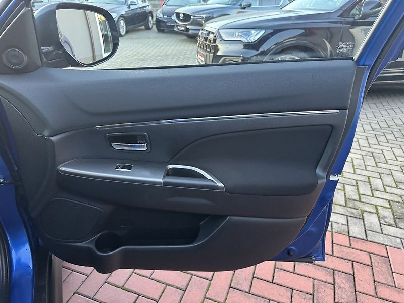Mitsubishi ASX (2018) 1.6i Mivec Xenony Navi Kamera - fotka 16 z 46