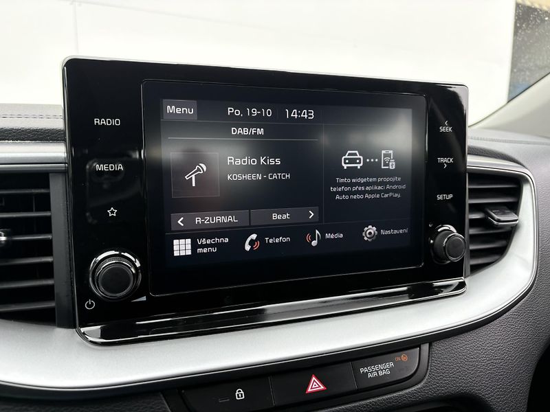 Kia Ceed 1.5 T-GDI 117kW SPIN - fotka 17 z 20