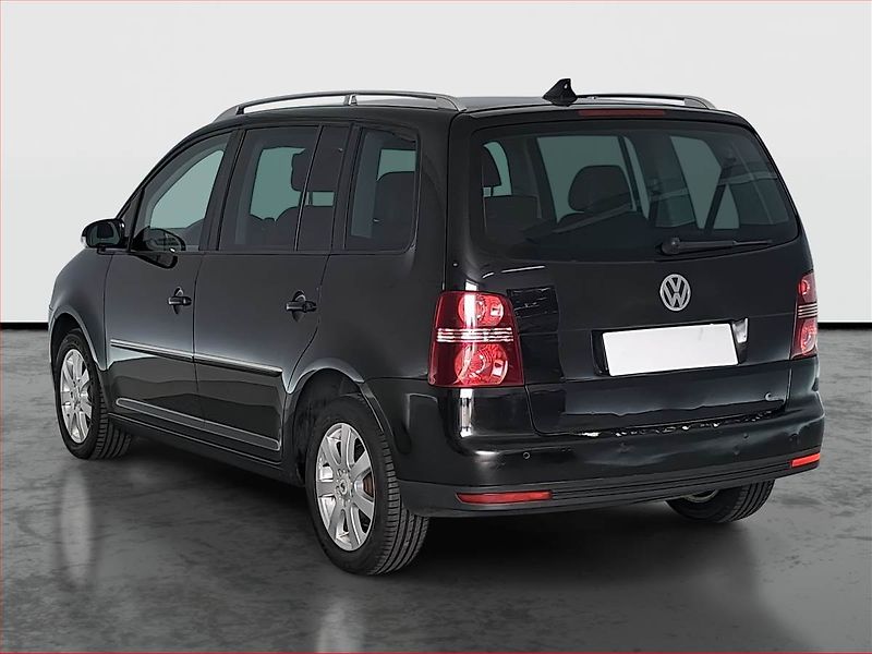 Volkswagen Touran (2006) 2.0 TDI, 7 míst, po STK, Tažné - fotka 4 z 15