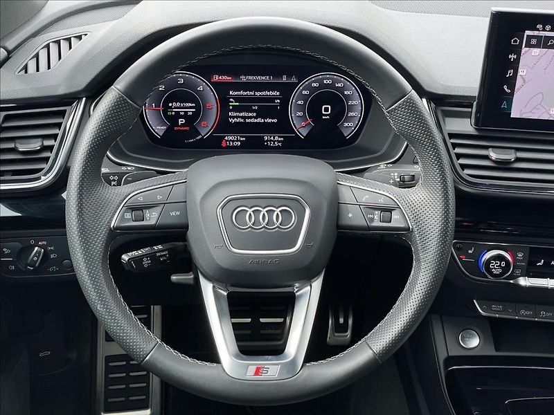 Audi Q5 2,0 TDI quattro S line  Sportb - fotka 8 z 23