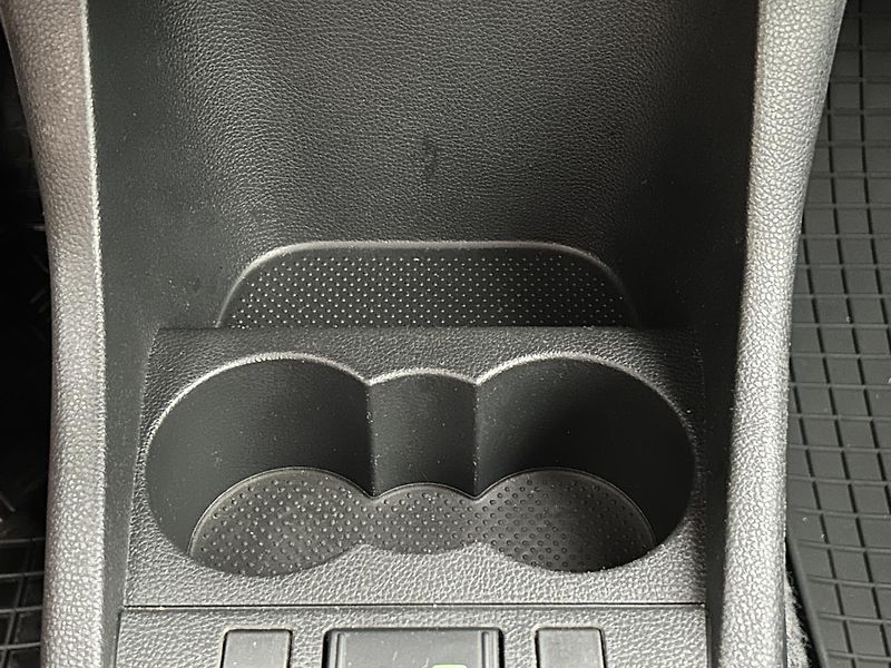 Škoda Fabia 1.9 TDI Ambiente - fotka 16 z 25