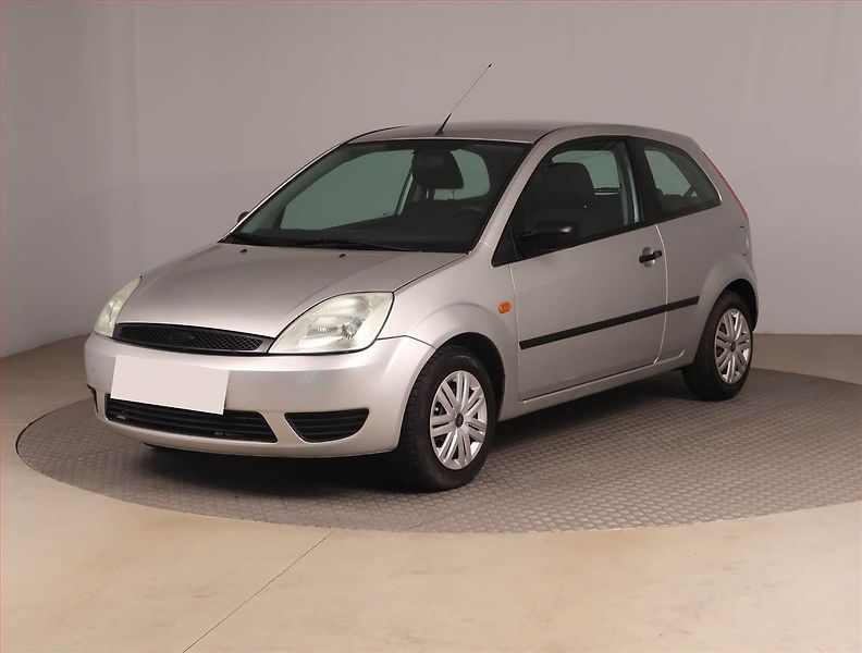 Ford Fiesta (2005) 1.3 i, nová STK, dobrý stav - fotka 2 z 13