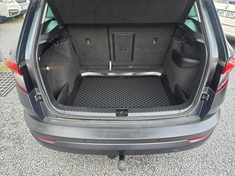 Škoda Karoq 1.5 TSI Navi Kamera TZ  - fotka 8 z 27