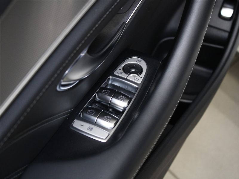 Mercedes-Benz Třídy E E63s 612k.4M 65 780km.DPH   4, - fotka 24 z 45