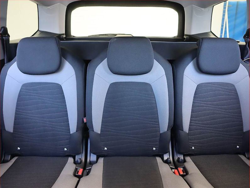 Citroën C4 Picasso (2016) PureTech 130, Serv.kniha, Navi - fotka 10 z 21