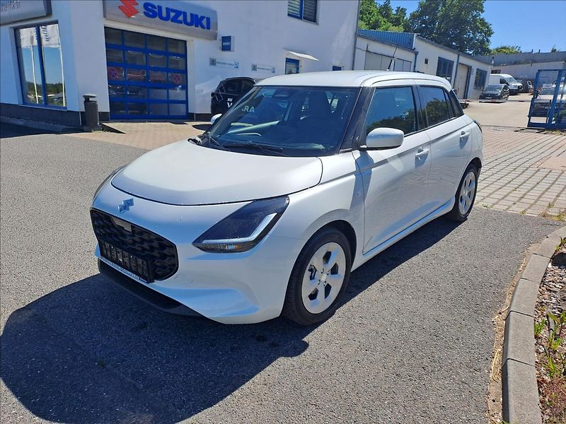 Suzuki Swift (2026) 1,2 PREMIUM HYBRID CVT - fotka 3 z 22