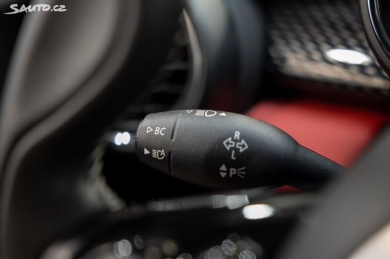 Mini Cooper S 2.0 141 kW - fotka 25 z 36