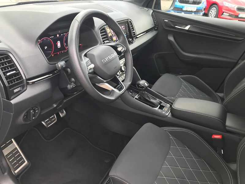 Škoda Karoq (2026) SPORTLINE 2,0 TDI 4X4 DSG - fotka 6 z 30