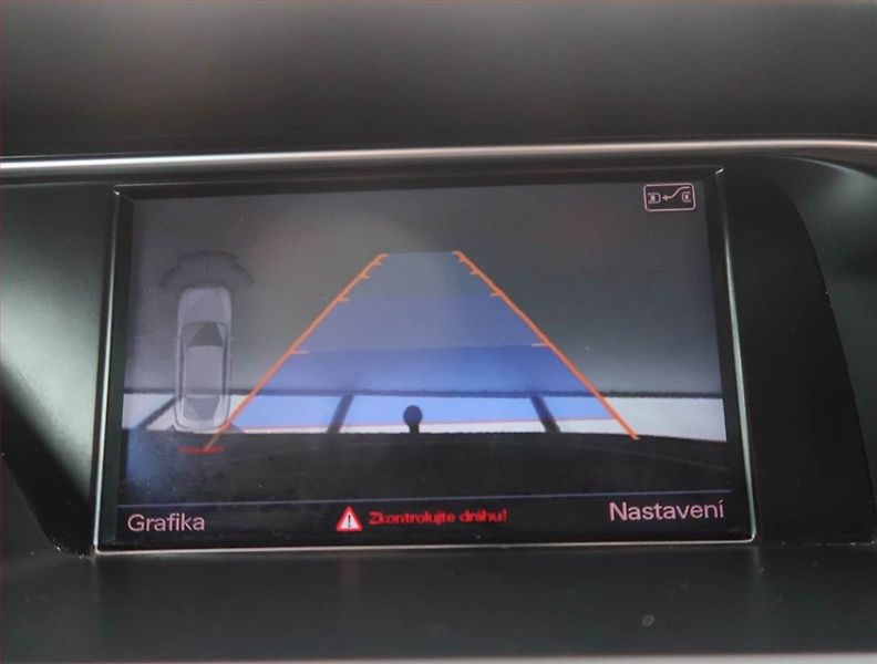 Audi A5 (2016) S-Line 2.0 TDI, Automat - fotka 17 z 19