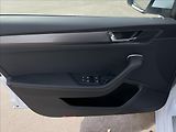 Škoda Superb 2,0 TDI DSG Combi Style Extra - náhled 14