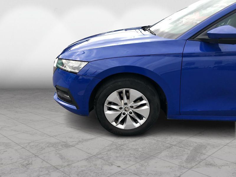 Škoda Octavia 2,0TDi 85kW AMBITION PLUS - fotka 10 z 28