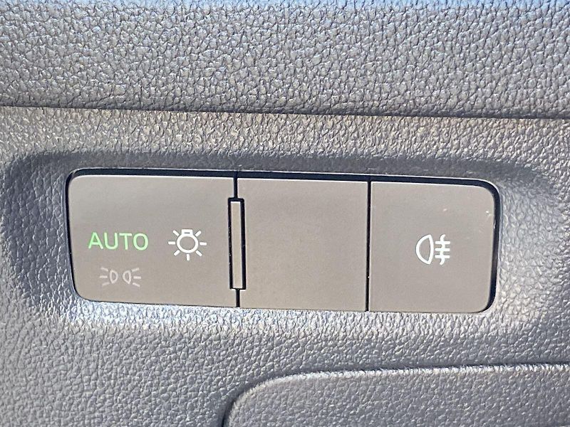 Škoda Octavia (2025) 1.5 TSI Selection - fotka 17 z 32