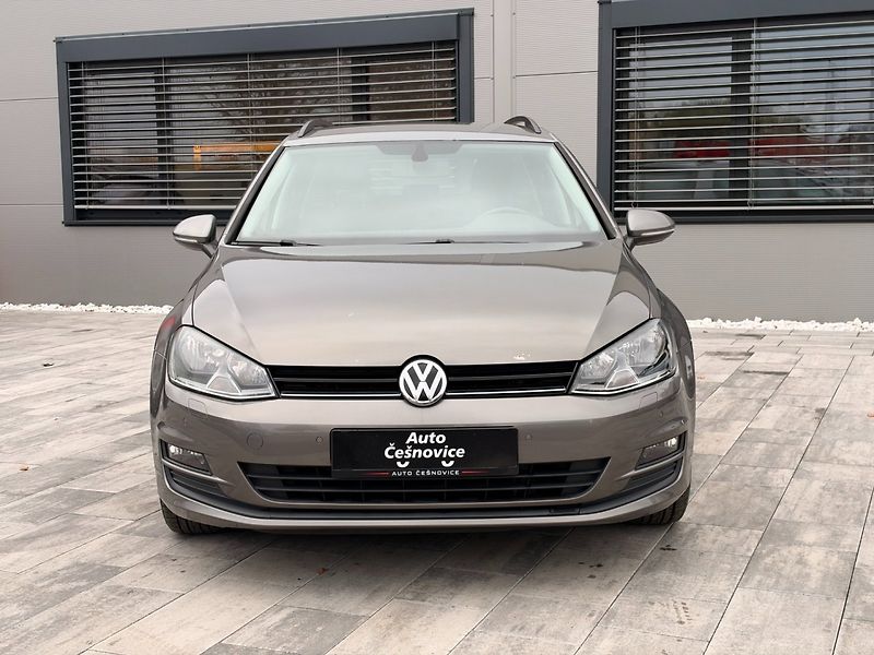 Volkswagen Golf (2015) Variant 1.6TDI 4Motion 81kW - fotka 2 z 37