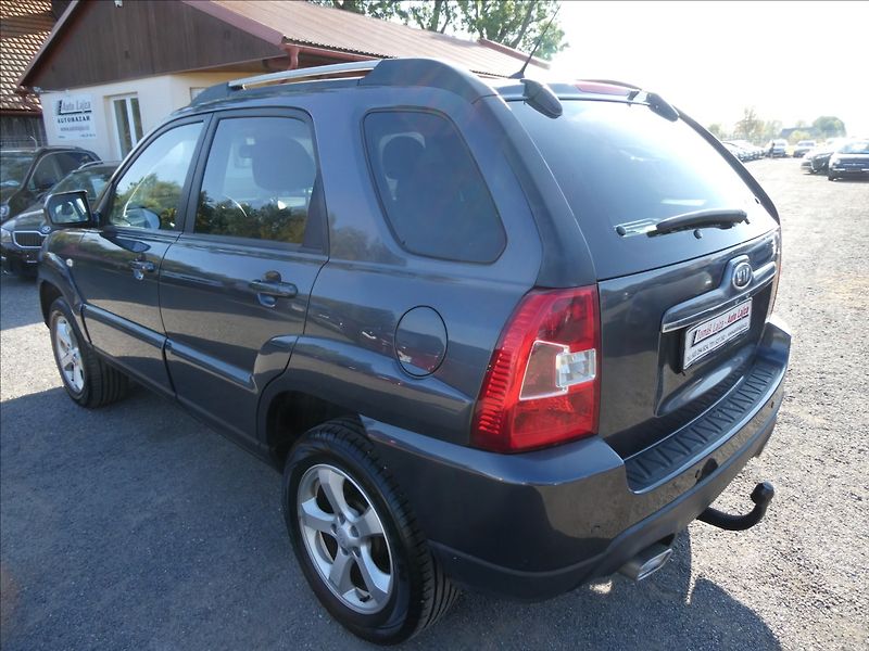 Kia Sportage 2,0 CRDi 110kW 1.MAJITEL, 4x4 - fotka 5 z 40