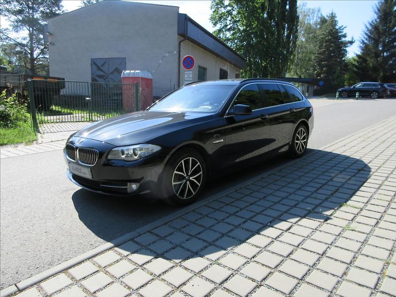 BMW Řada 5 535d xDrive, Panorama, Navi, K - fotka 4 z 34