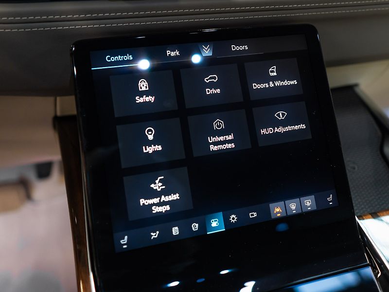 Cadillac Escalade (2026) 6.2 Premium Lux Platinum 2026 - fotka 33 z 50