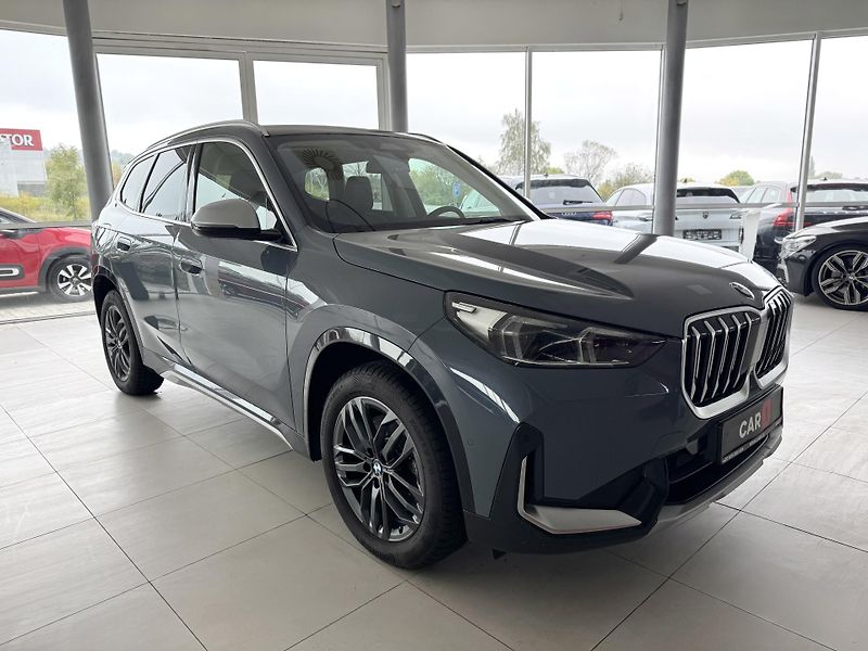 BMW X1 23d xDrive*xLine*KeyLess*DPH - fotka 4 z 37