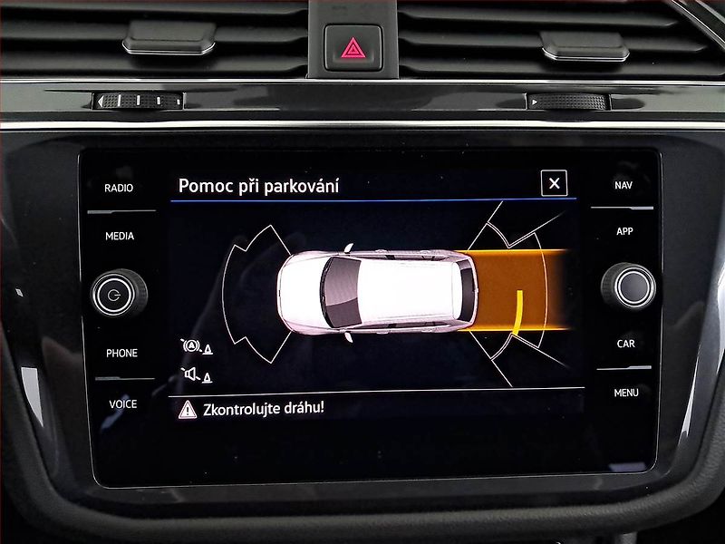 Volkswagen Tiguan Allspace (2022) R-Line 2.0 TSI - fotka 20 z 22