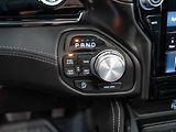 Dodge RAM (2026) 5.7 HEMI V8 Limited 2026 LPG - náhled 31