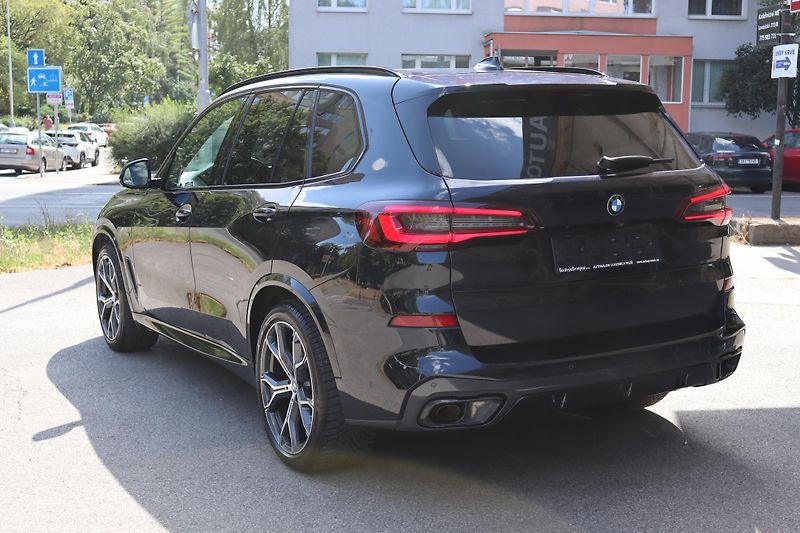 BMW X5 M50D TOP VÝBAVA 294kW DPH - fotka 13 z 50
