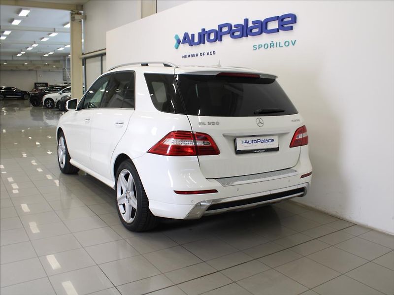 Mercedes-Benz Třídy M 350CDI 4M AMG H/K. Pano.TZ   3 - fotka 3 z 15