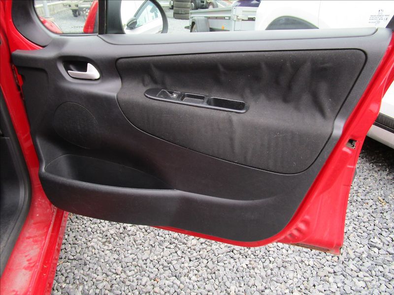 Peugeot 207 SW 1.4VTi Klima - fotka 19 z 36