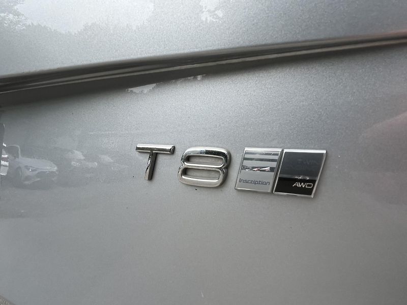 Volvo XC90 (2016) T8 AWD TWIN-ENGINE INSCRIPTION - fotka 45 z 47
