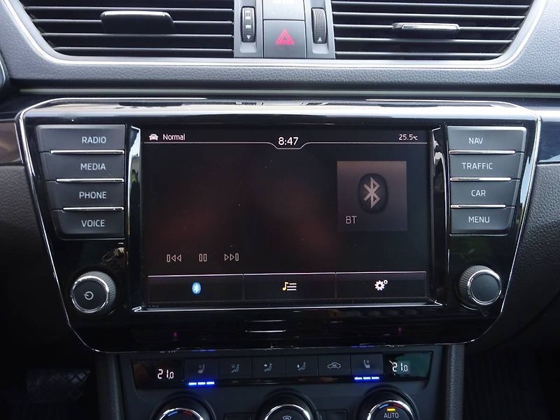 Škoda Superb (2016) 2,0 TDi/ 110kW  DSG  L&K - fotka 20 z 29