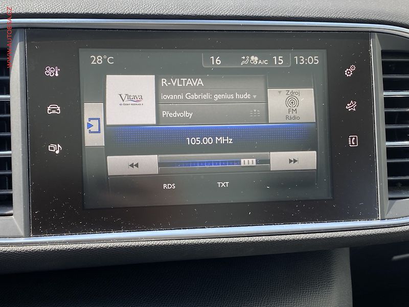 Peugeot 308 (2016) 2.0 HDi, Allure, LED, panor - fotka 16 z 19