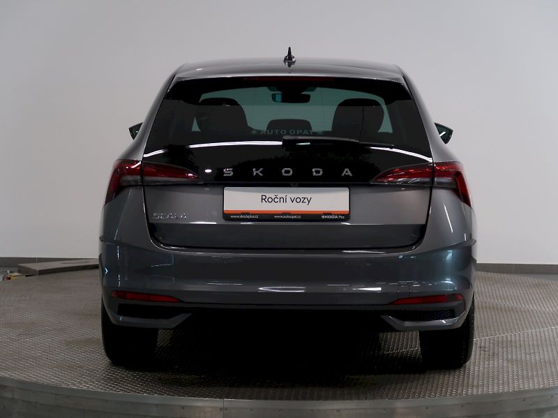 Škoda Scala (2025) TOP SELECTION 1.5TSI 110KW DSG - fotka 9 z 40