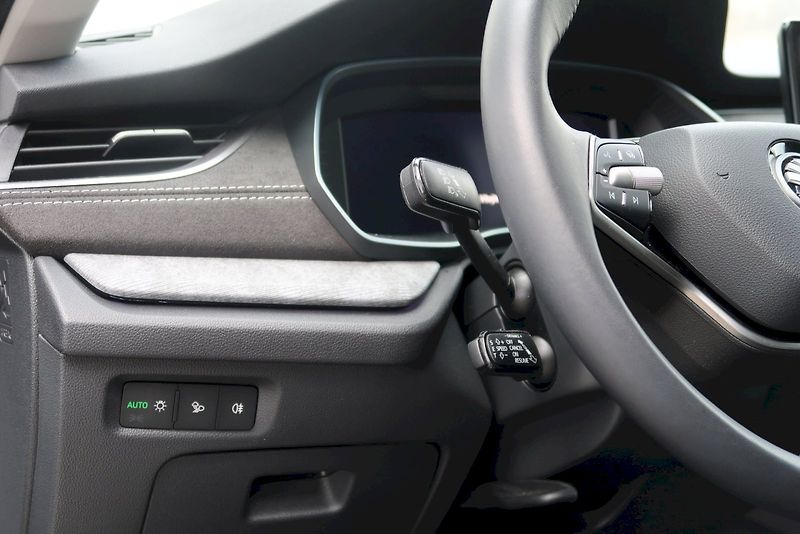 Škoda Octavia (2025) Combi 130 let Premium 1,5 TSi - fotka 14 z 31