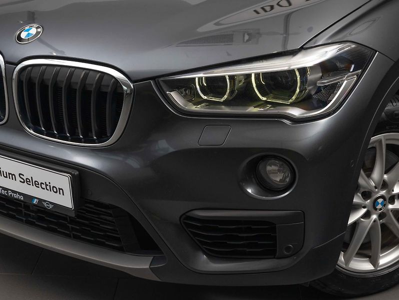 BMW Řada 2 X1 25i xDrive - fotka 7 z 22