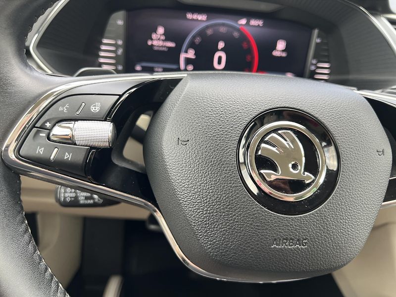 Škoda Superb 2.0TDi 147kw 4x4 ČR 1.MAJ DPH - fotka 16 z 50