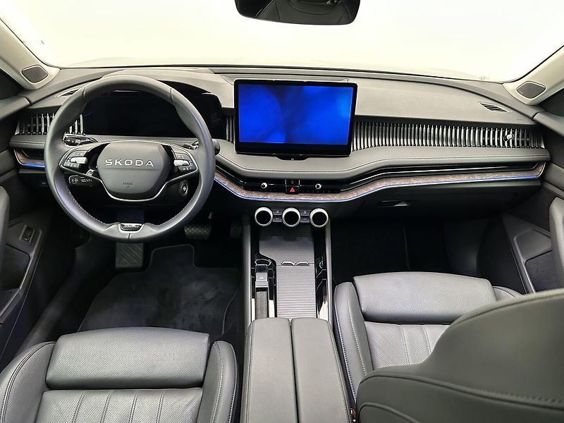Škoda Superb 2.0 TDI 4x4 L & K - fotka 6 z 30