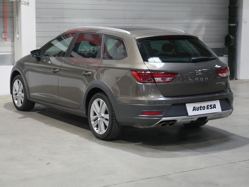 Seat Leon (2015) 2.0 TDi 4x4, ČR, X-Perience - fotka 6 z 18