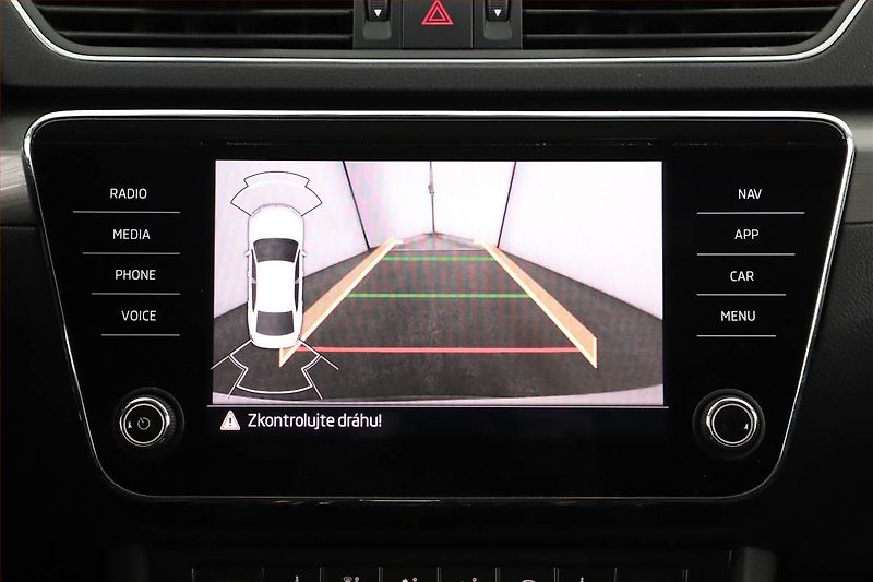 Škoda Superb (2021) Style 2.0 TDI - fotka 15 z 20