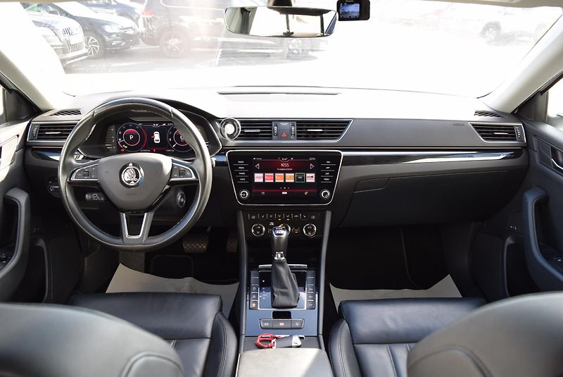 Škoda Superb (2019) 2.0TDI 110kw 4x4 L&K DSG TAŽNÉ - fotka 19 z 50